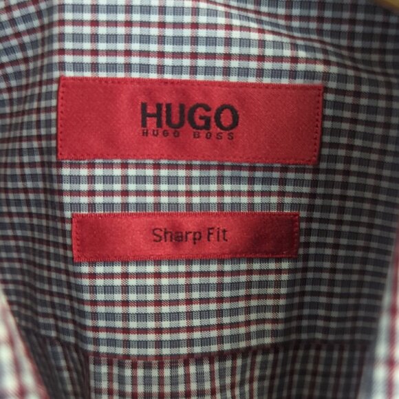 Hugo Boss Men's Sharp Fit Red White Gray Plaid Shirt - M Like New - Picture 2 of 8